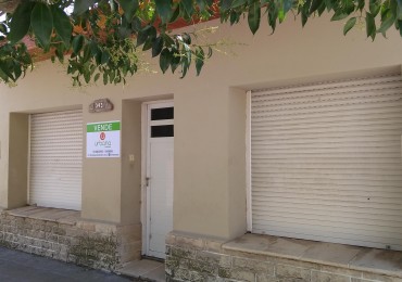 Retasada Venta Casa 2 Hab calle Viamonte con renta 